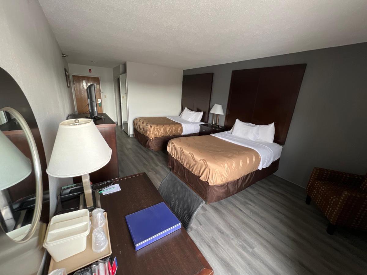 Quality Inn & Suites Rosemount Exterior photo